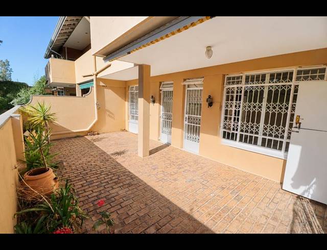 2 BEDROOM APARTMENT FOR SALE IN SANDOWN
